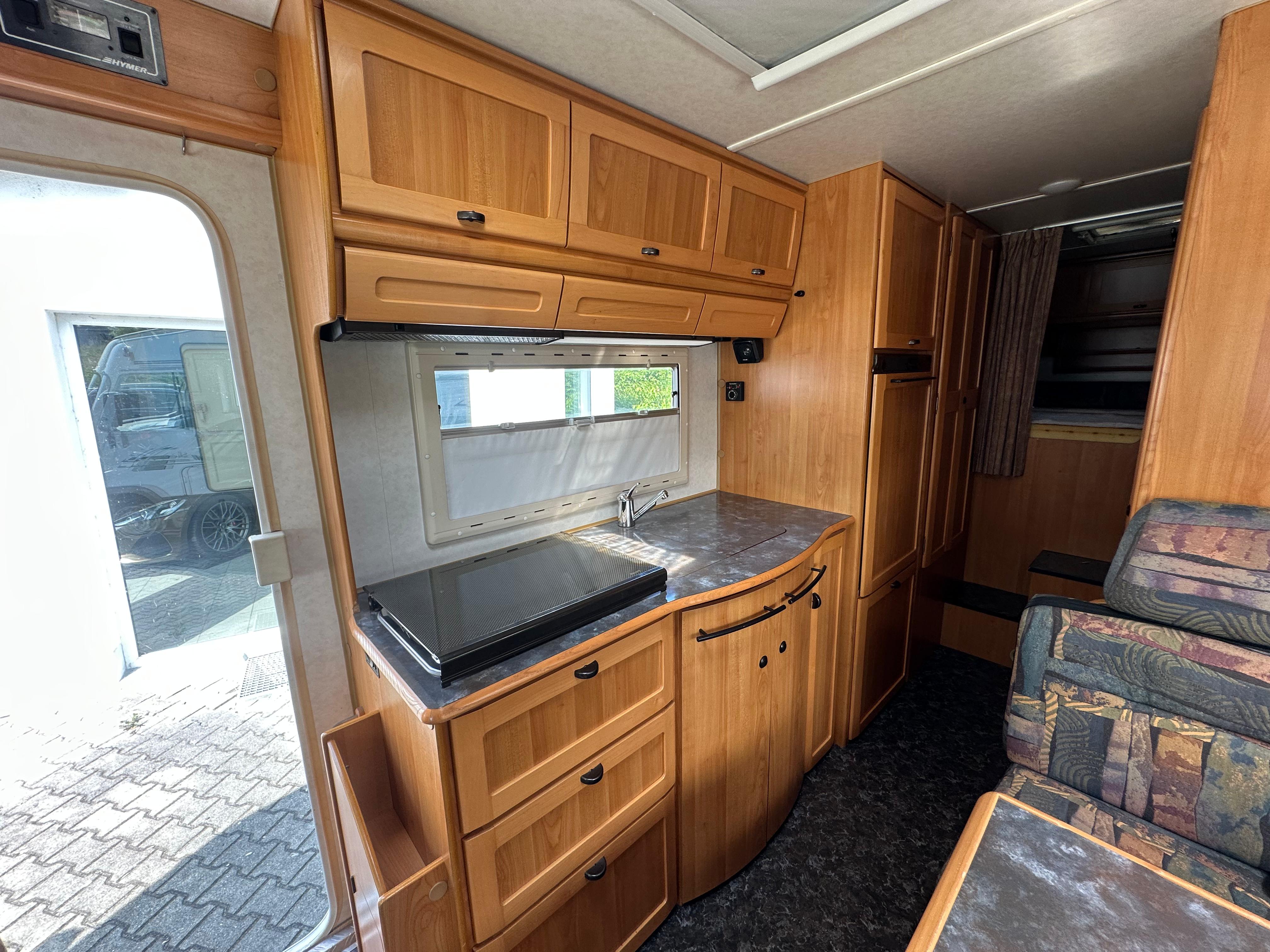 Camper Van 10