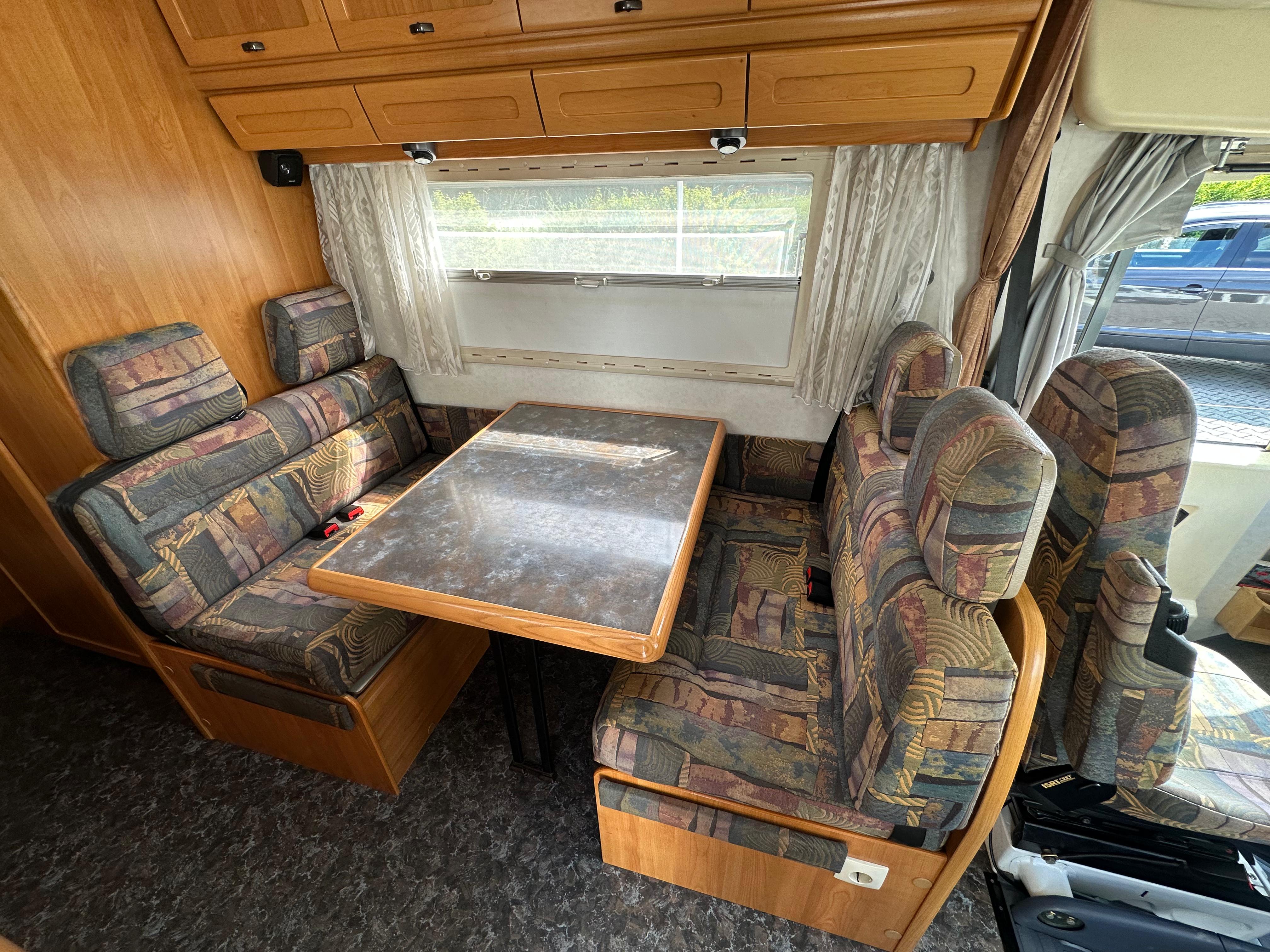 Camper Van 11