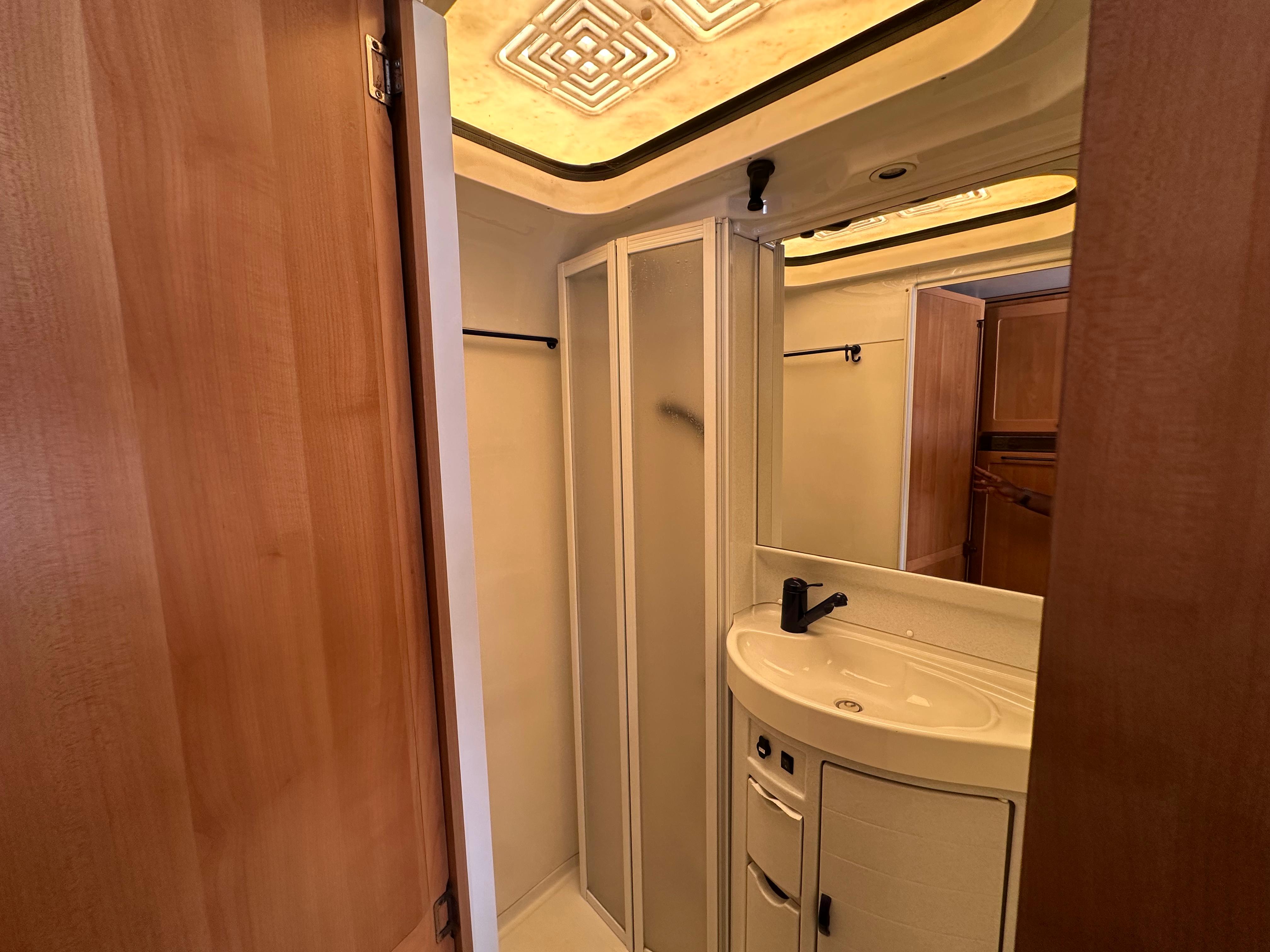 Camper Van 19