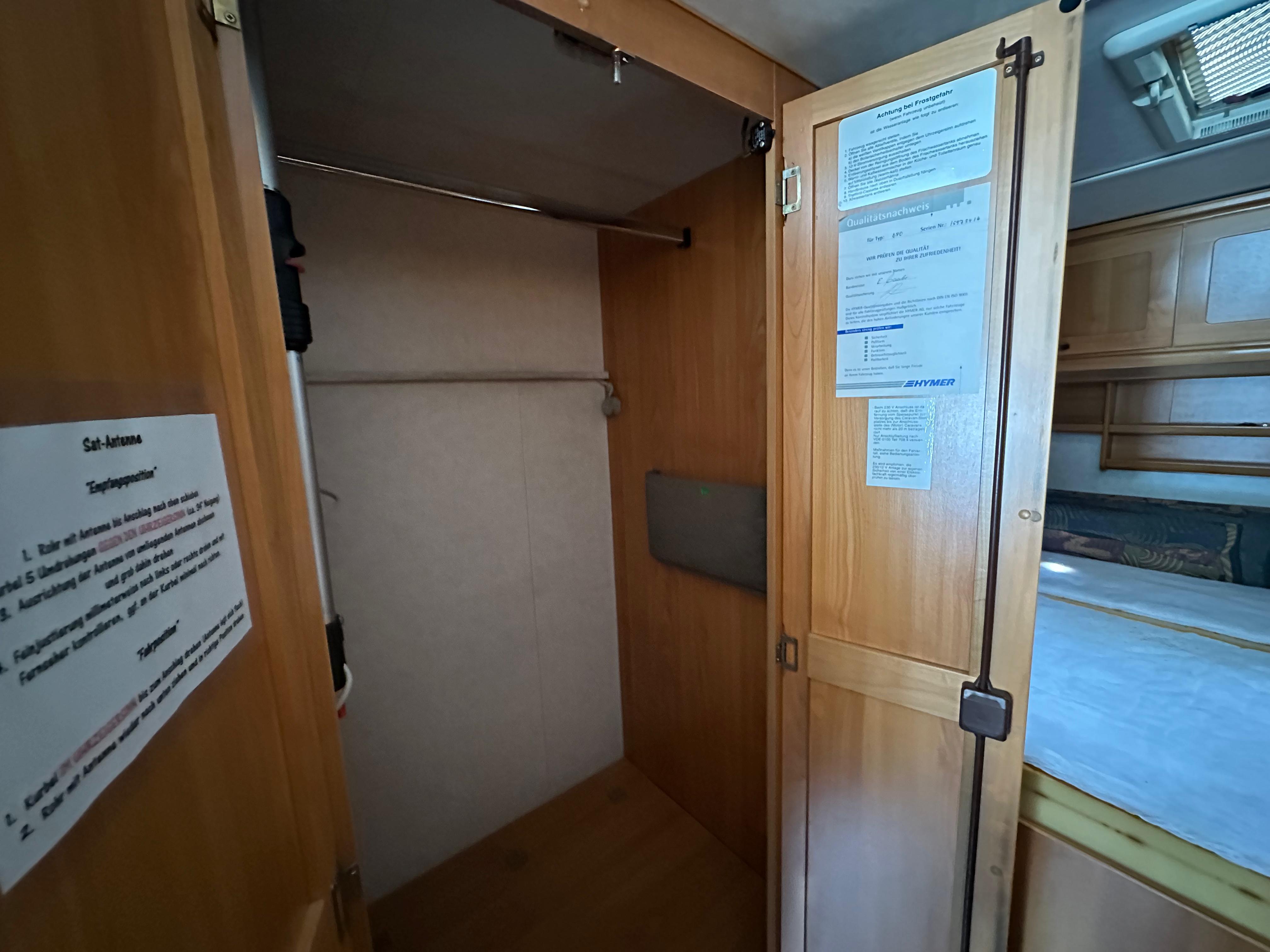Camper Van 22