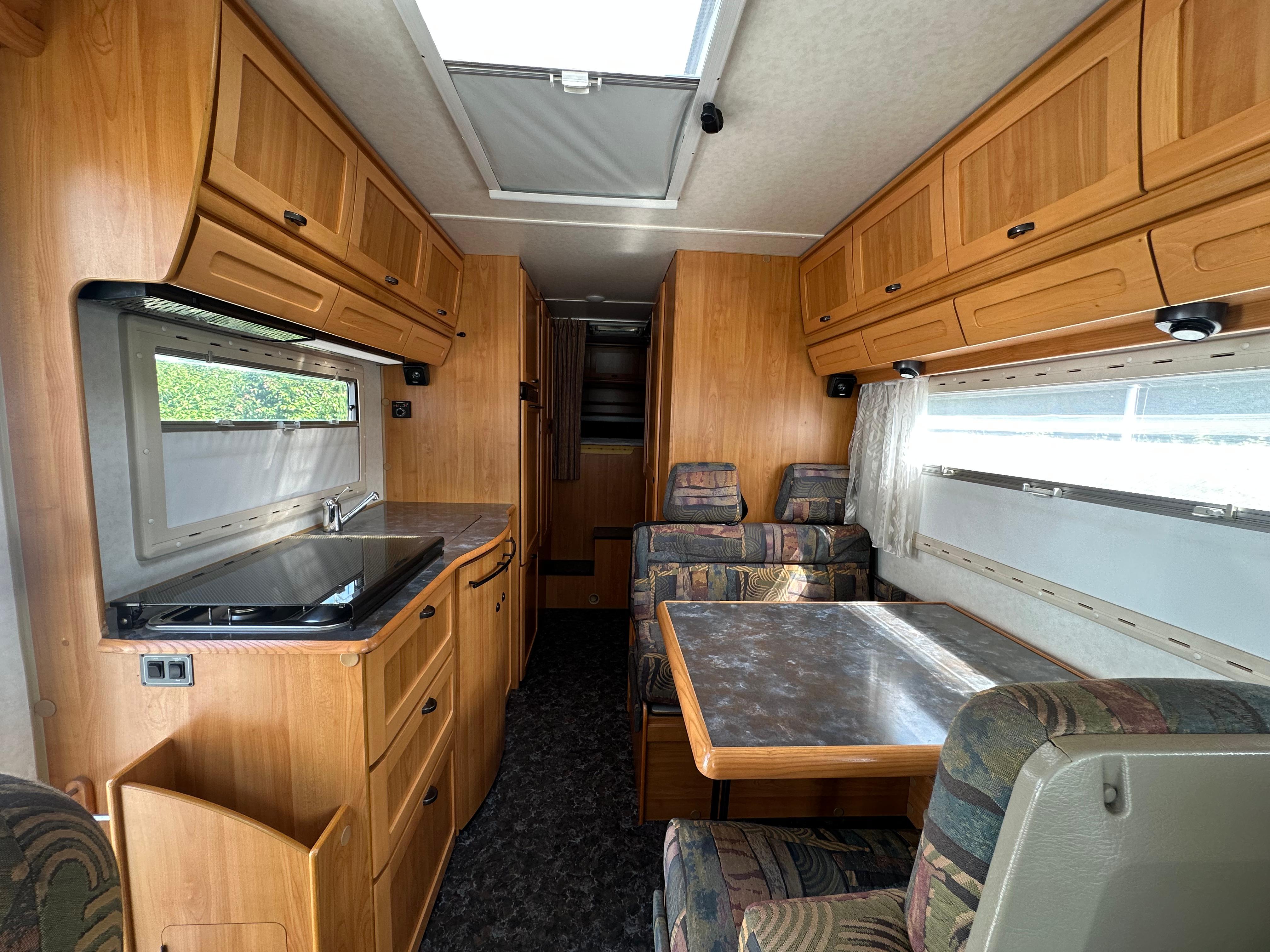Camper Van 9